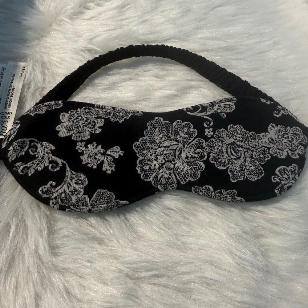 Soma  Black & White Floral EyeMask
